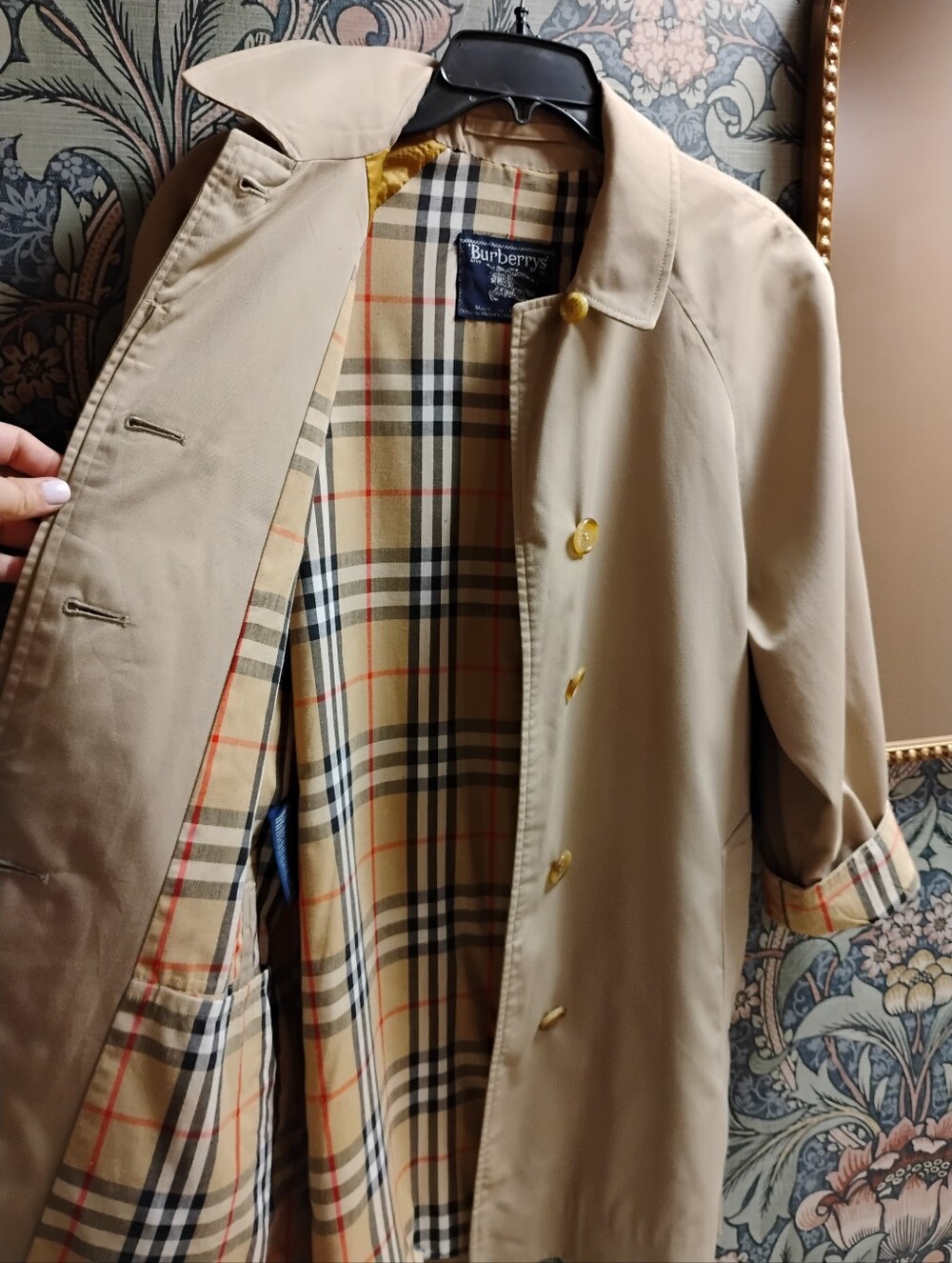 Vintage Burberry Trench Coat - Picture 4 of 13
